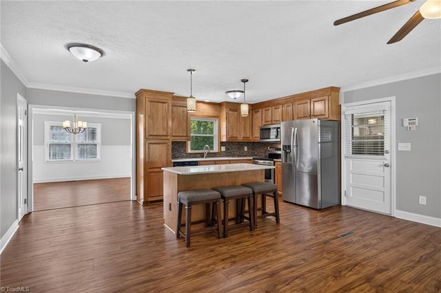 1335 Old Mill Farm Road, Lexington, NC 27295