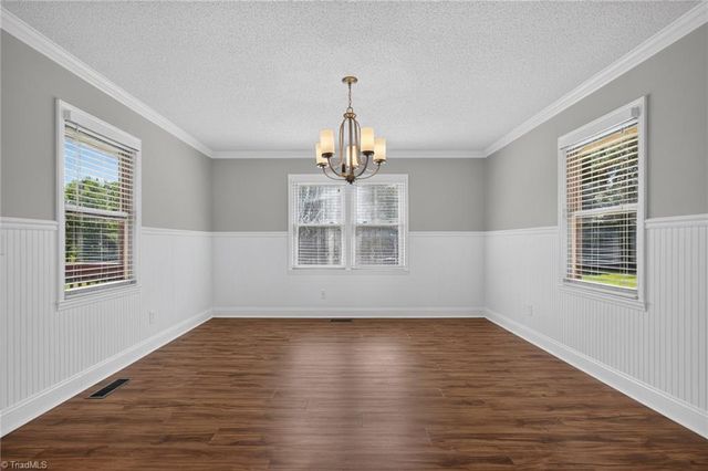 1335 Old Mill Farm Road, Lexington, NC 27295