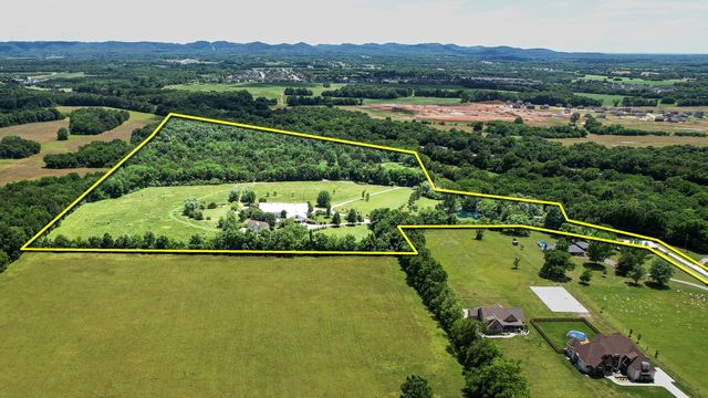 7052 W Gum Rd, Murfreesboro, TN 37127
