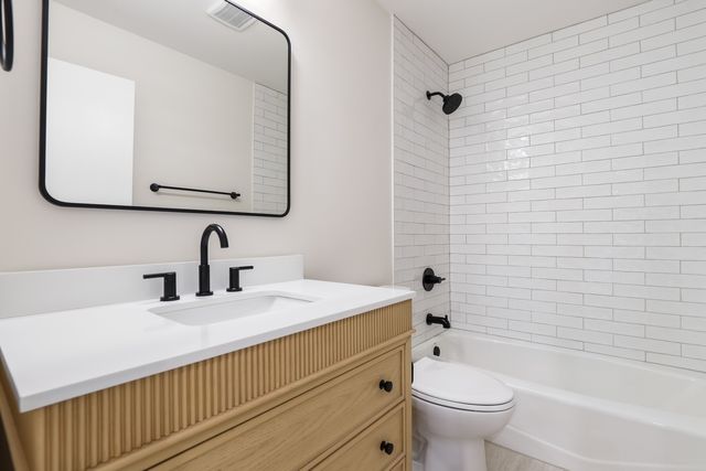 10749 Ashford Avenue, Frankfort, IL 60423