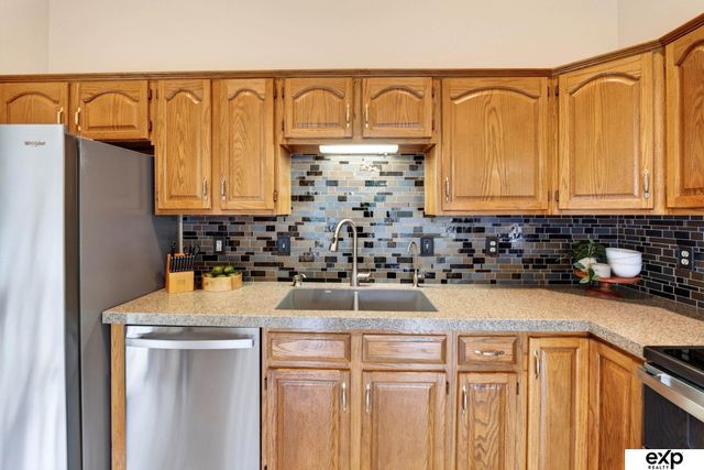 11421 S 44 Street, Bellevue, NE 68123