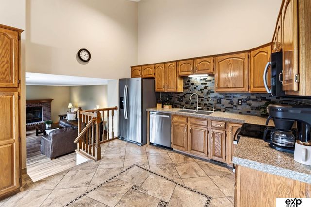 11421 S 44 Street, Bellevue, NE 68123