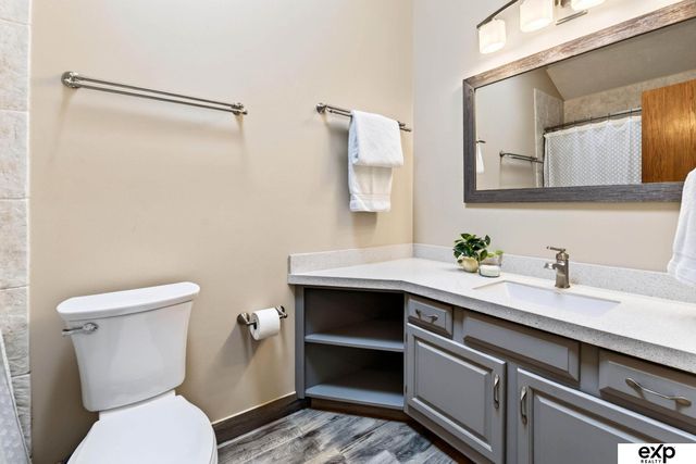 11421 S 44 Street, Bellevue, NE 68123