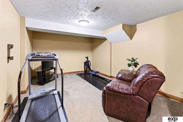 11421 S 44 Street, Bellevue, NE 68123