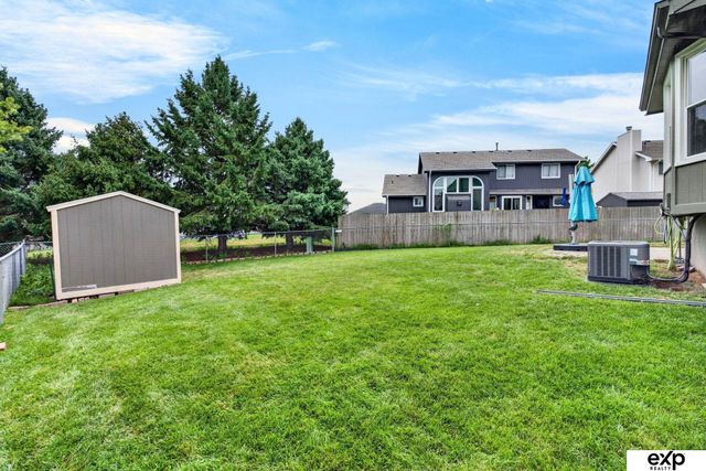 11421 S 44 Street, Bellevue, NE 68123