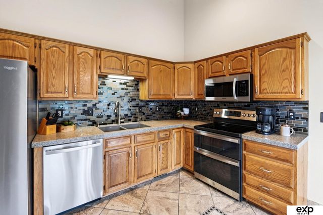 11421 S 44 Street, Bellevue, NE 68123