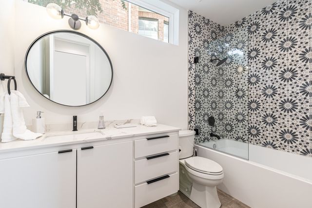 4202 Bonham Street, Dallas, TX 75229