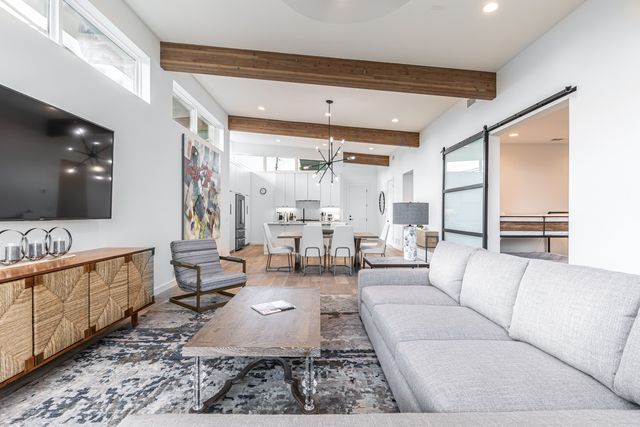 4202 Bonham Street, Dallas, TX 75229