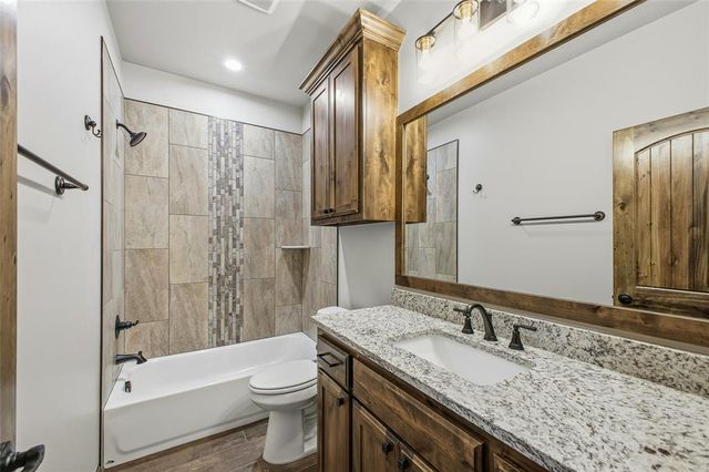 981 County Street 2984, Blanchard, OK 73010