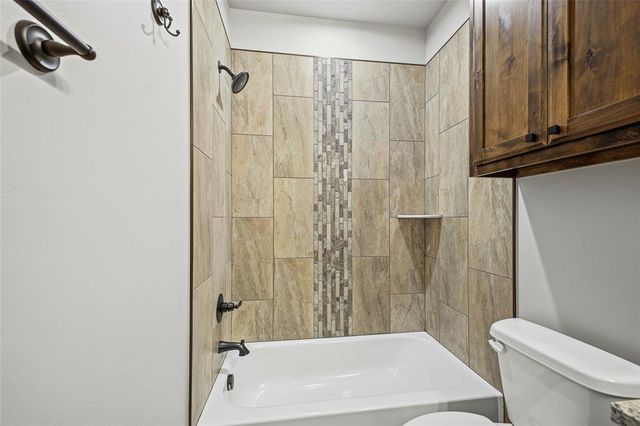 981 County Street 2984, Blanchard, OK 73010