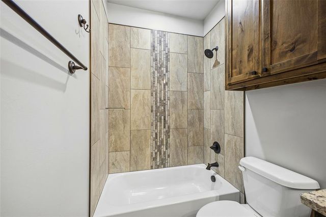 981 County Street 2984, Blanchard, OK 73010