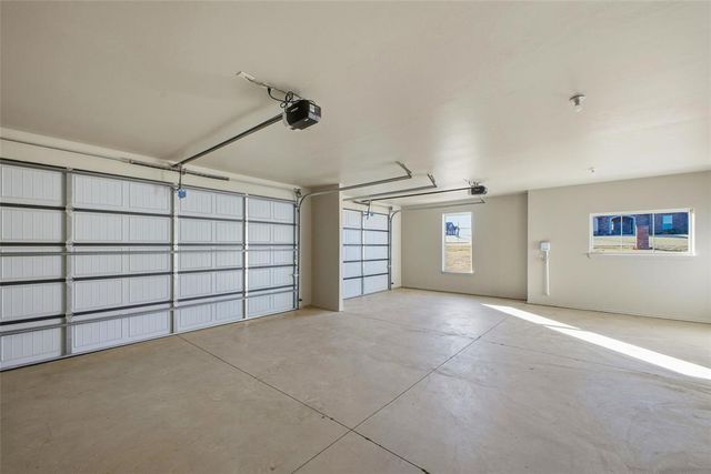 981 County Street 2984, Blanchard, OK 73010