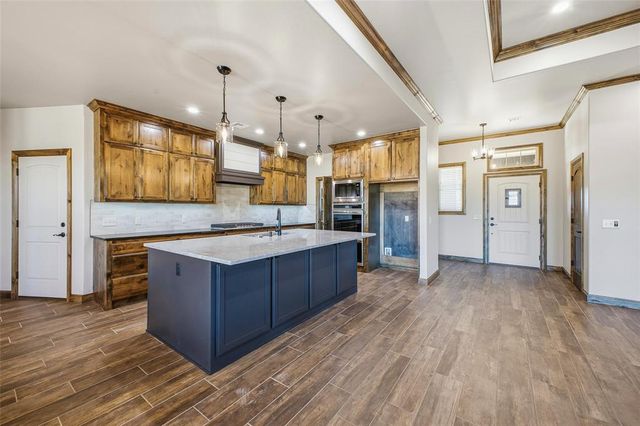 981 County Street 2984, Blanchard, OK 73010