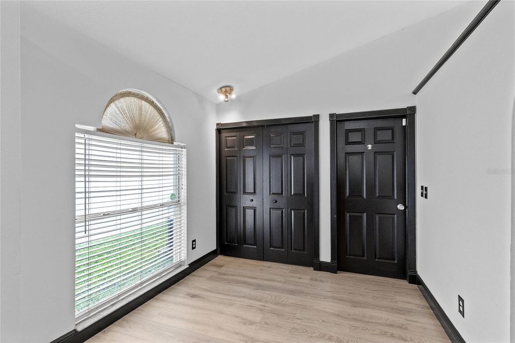Image 14 of property listing at 2133 MEADOWMOUSE STREET, Orlando, FL 32837