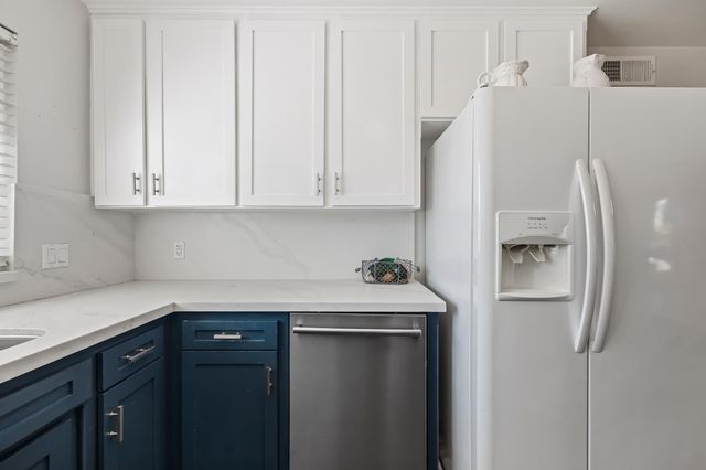 1438 W Locust Avenue, Fresno, CA 93711