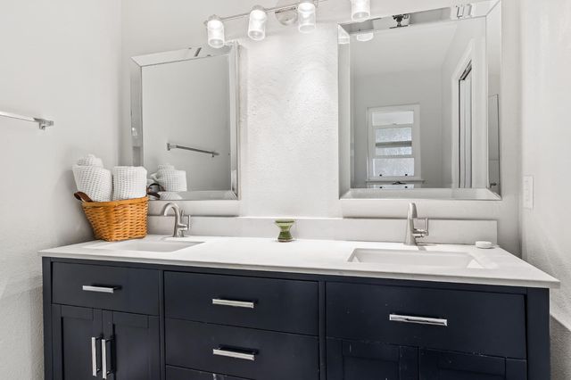 1438 W Locust Avenue, Fresno, CA 93711