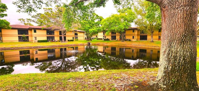 2661 SABAL SPRINGS CIRCLE 204, Clearwater, FL 33761