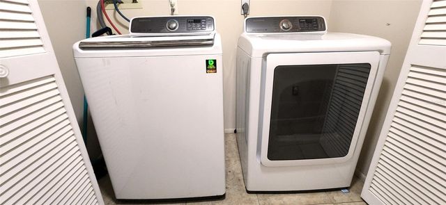 2661 SABAL SPRINGS CIRCLE 204, Clearwater, FL 33761