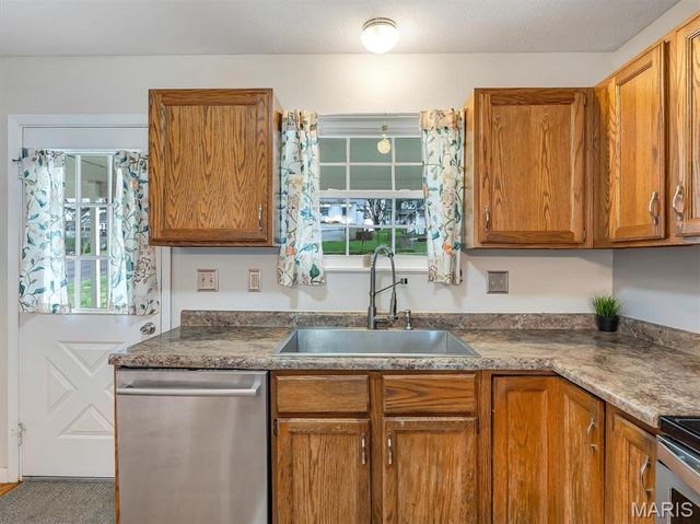 701 Nora Street, Washington, MO 63090