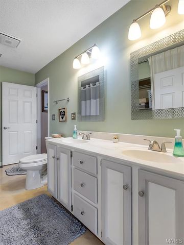 701 Nora Street, Washington, MO 63090