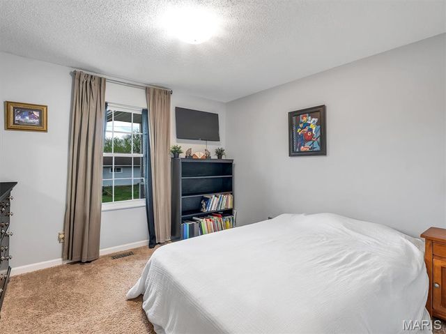 701 Nora Street, Washington, MO 63090