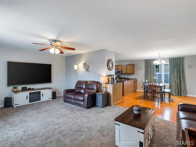 701 Nora Street, Washington, MO 63090
