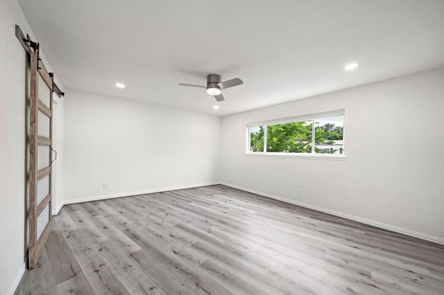 13170 Trail Hollow Drive 3170, Houston, TX 77079