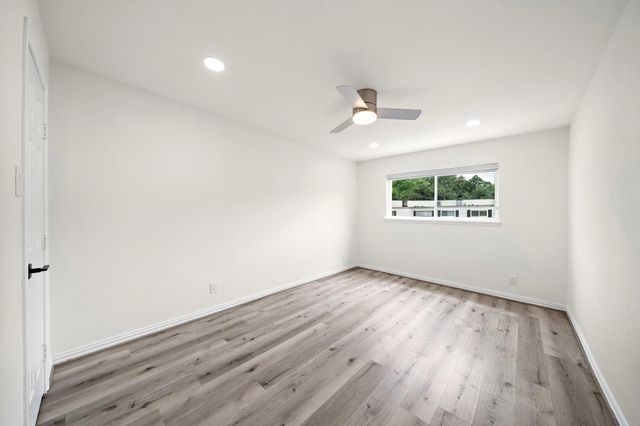 13170 Trail Hollow Drive 3170, Houston, TX 77079