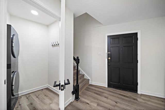 13170 Trail Hollow Drive 3170, Houston, TX 77079