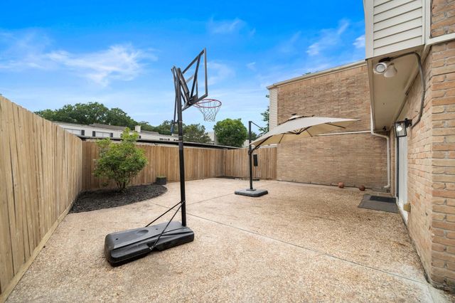13170 Trail Hollow Drive 3170, Houston, TX 77079