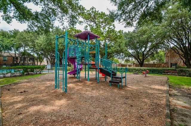 13170 Trail Hollow Drive 3170, Houston, TX 77079