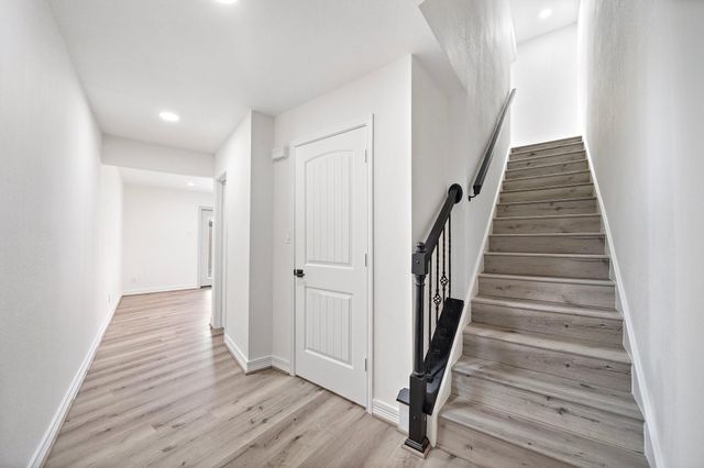 13170 Trail Hollow Drive 3170, Houston, TX 77079