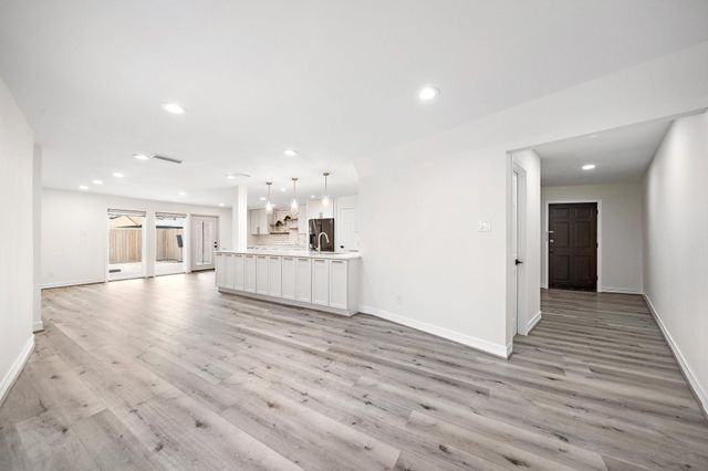 13170 Trail Hollow Drive 3170, Houston, TX 77079