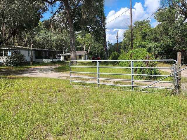 16930 SE 1ST LANE, Silver Springs, FL 34488