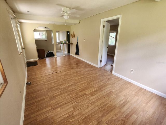 16930 SE 1ST LANE, Silver Springs, FL 34488