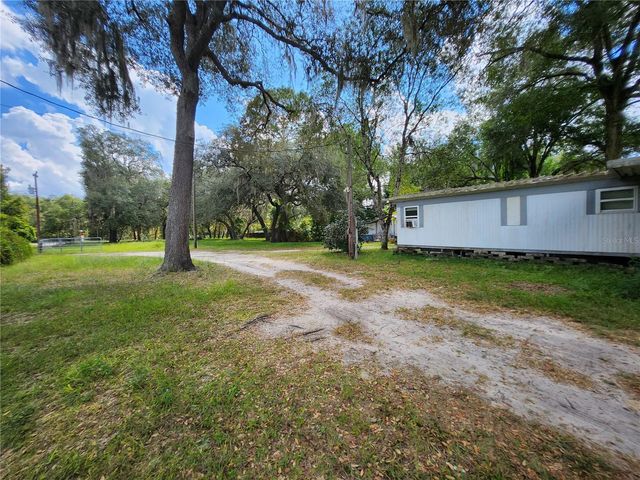 16930 SE 1ST LANE, Silver Springs, FL 34488