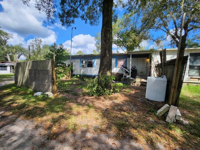 16930 SE 1ST LANE, Silver Springs, FL 34488