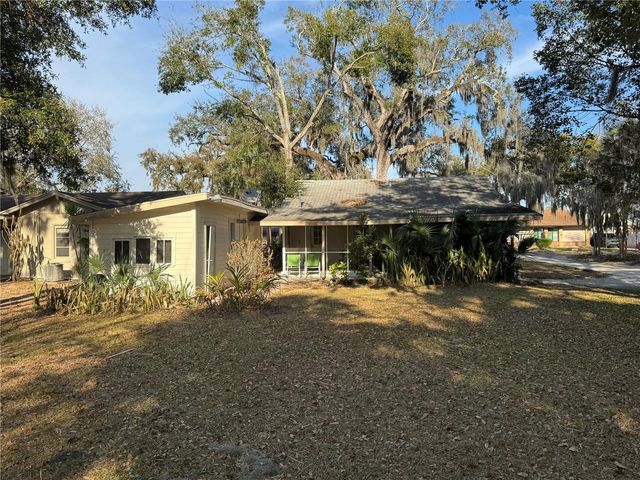 312 HILLMAN STREET, New Smyrna Beach, FL 32168