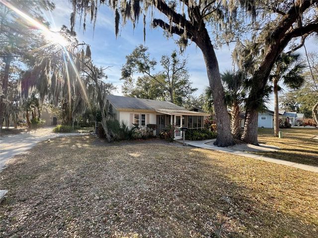 312 HILLMAN STREET, New Smyrna Beach, FL 32168