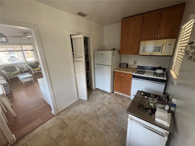 312 HILLMAN STREET, New Smyrna Beach, FL 32168