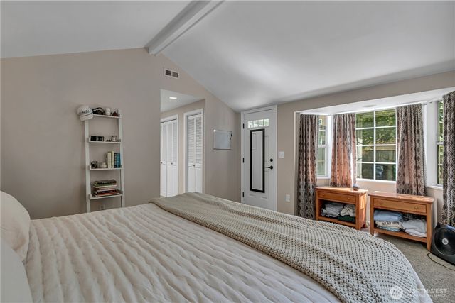 13041 25th Avenue NE, Seattle, WA 98125