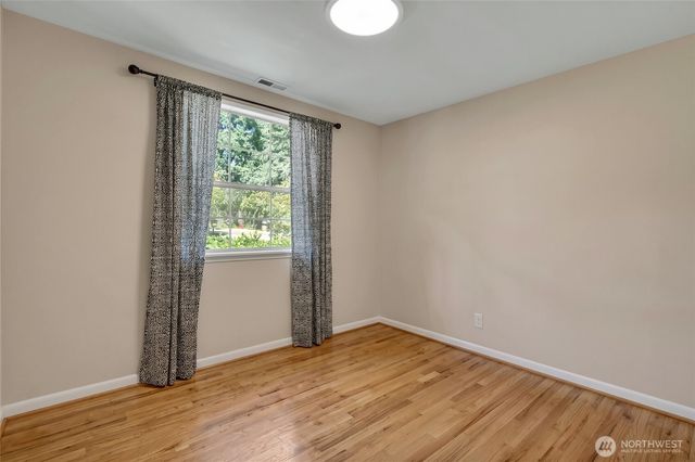 13041 25th Avenue NE, Seattle, WA 98125