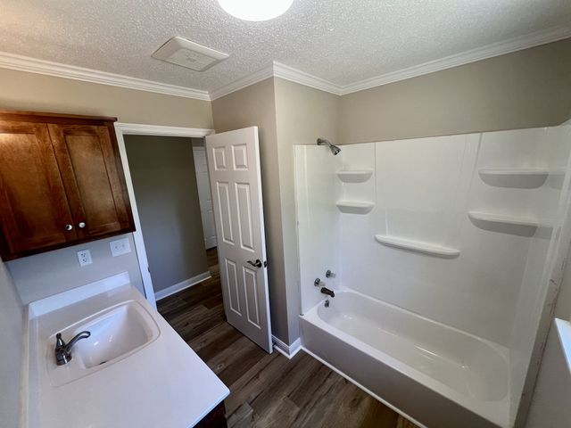 2229 Cherry Dr, Pulaski, TN 38478