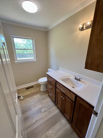 2229 Cherry Dr, Pulaski, TN 38478