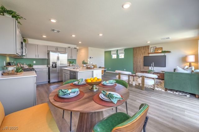 2637 Dahlia Falls Avenue 130, North Las Vegas, NV 89081