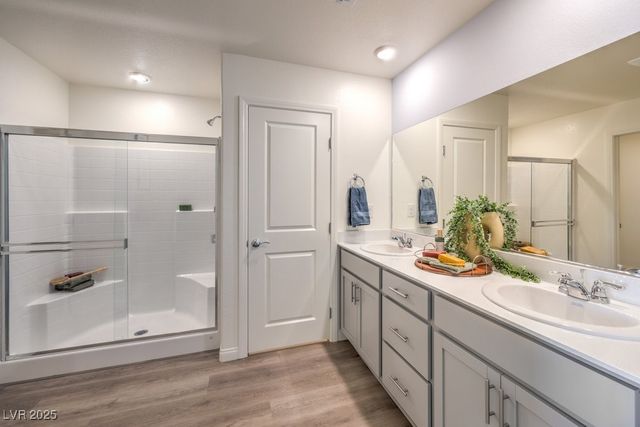 2637 Dahlia Falls Avenue 130, North Las Vegas, NV 89081