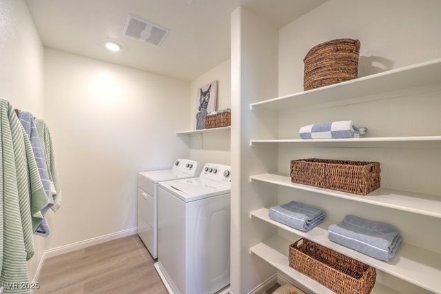 2637 Dahlia Falls Avenue 130, North Las Vegas, NV 89081