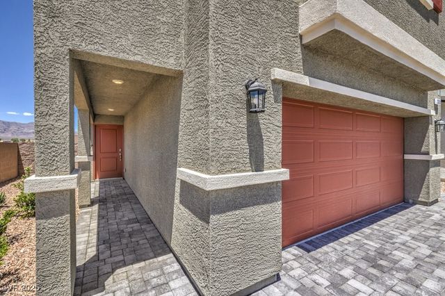 2637 Dahlia Falls Avenue 130, North Las Vegas, NV 89081