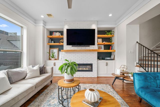 106 Arnold Street, Houston, TX 77007