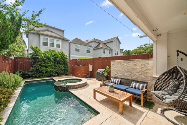 106 Arnold Street, Houston, TX 77007